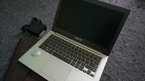 Jual Laptop Asus ZenBook UX32V Core i5 Nvidia 620M SSD Jual Laptop Asus ZenBook UX32V Core i5 Nvidia 620M SSD